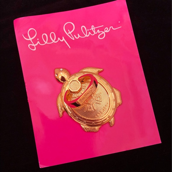 Lilly Pulitzer Accessories - 🍃🌸 Lilly Pulitzer Sea Turtle Phone Ring 🌸🍃